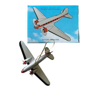 Avión Hojalata En Caja