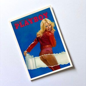 Postal Playboy Fondo Azul